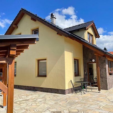 Apartman U Kovaru Кашперске-Гори Экстерьер фото